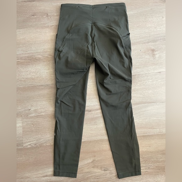 lululemon swift speed high rise tight 25”
olive
size 6 - Picture 2 of 3